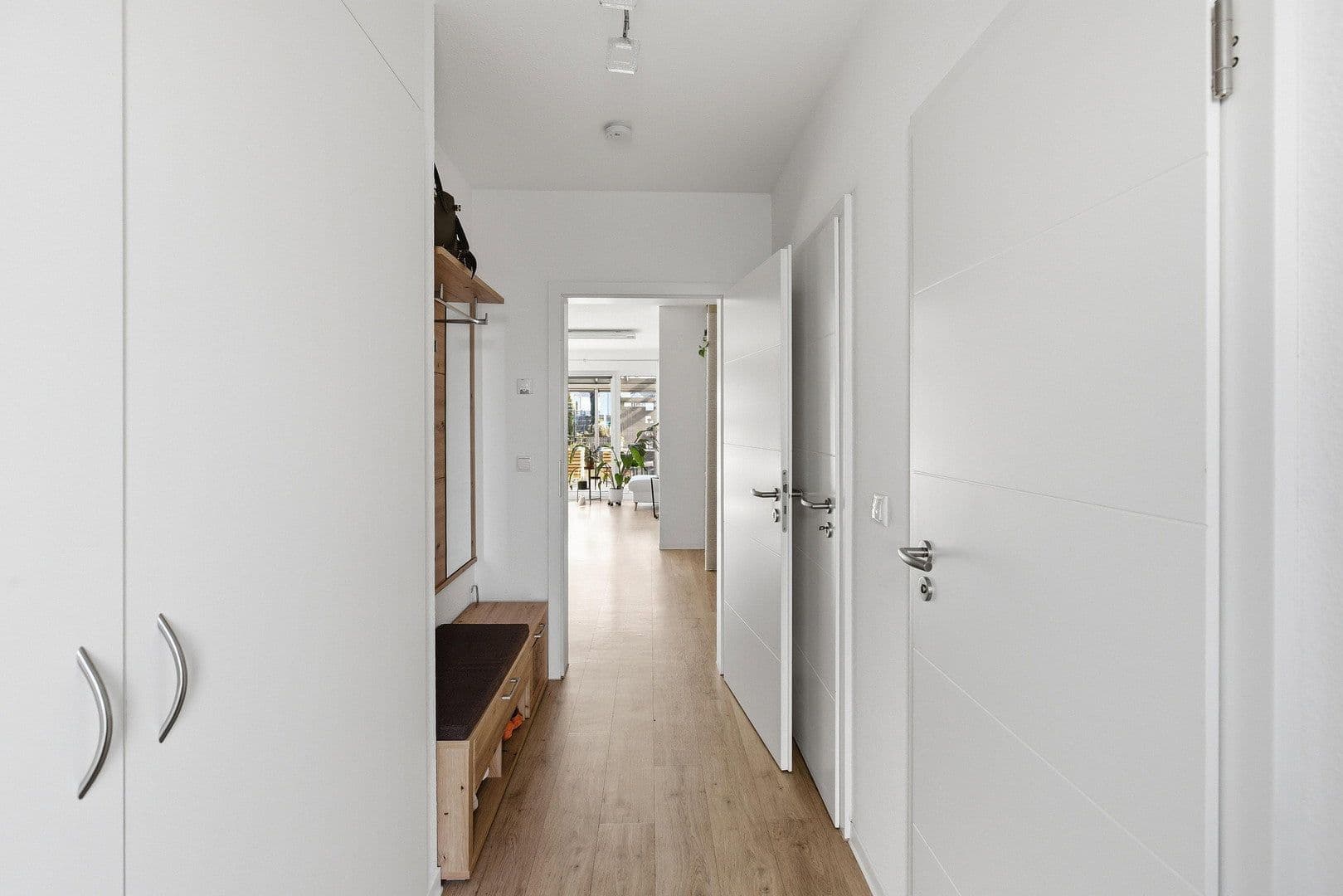 Prenájom domu 148 m², pozemek 262 m², Schulzendorf, Brandenbursko Prenájom domu 148 m², pozemek 262 m², Schulzendorf, Brandenbursko