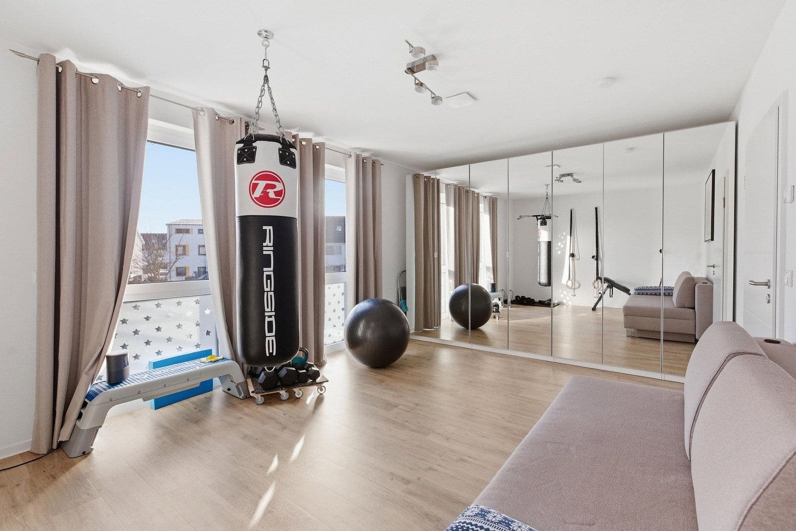 Prenájom domu 148 m², pozemek 262 m², Schulzendorf, Brandenbursko Prenájom domu 148 m², pozemek 262 m², Schulzendorf, Brandenbursko