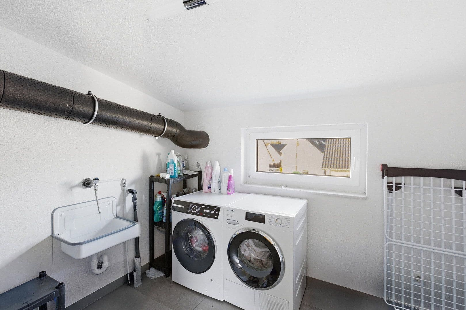 Prenájom domu 148 m², pozemek 262 m², Schulzendorf, Brandenbursko Prenájom domu 148 m², pozemek 262 m², Schulzendorf, Brandenbursko