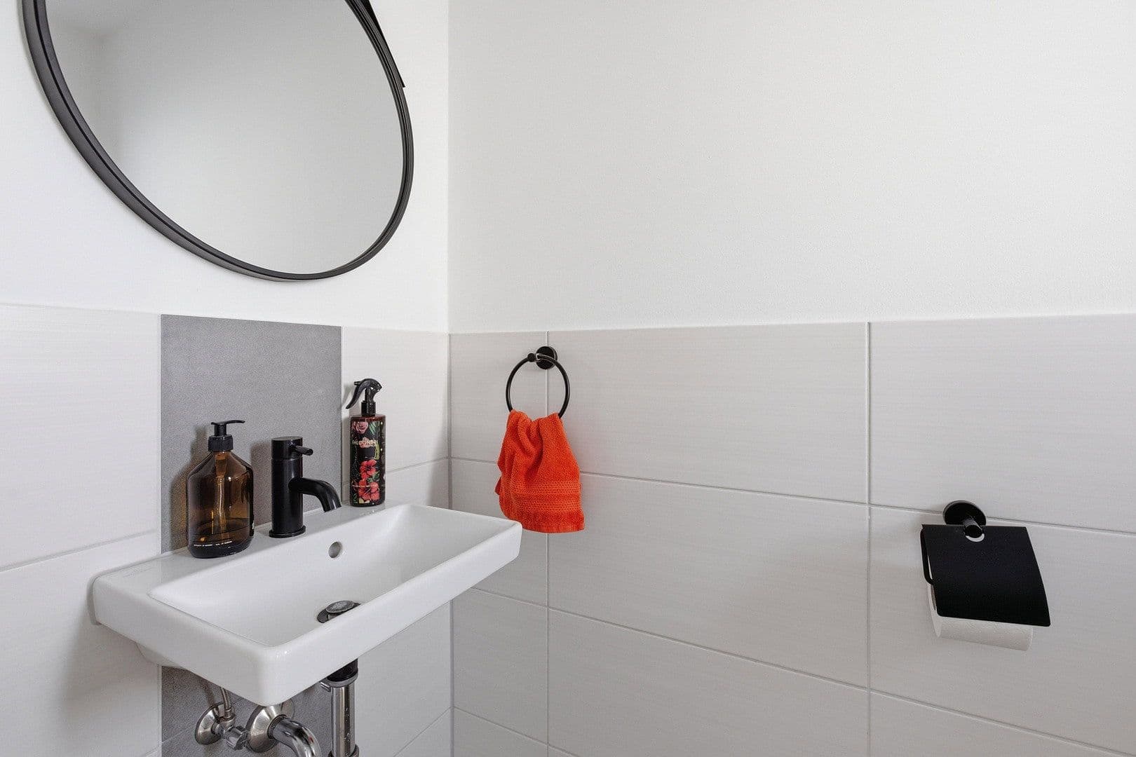 Prenájom domu 148 m², pozemek 262 m², Schulzendorf, Brandenbursko Prenájom domu 148 m², pozemek 262 m², Schulzendorf, Brandenbursko