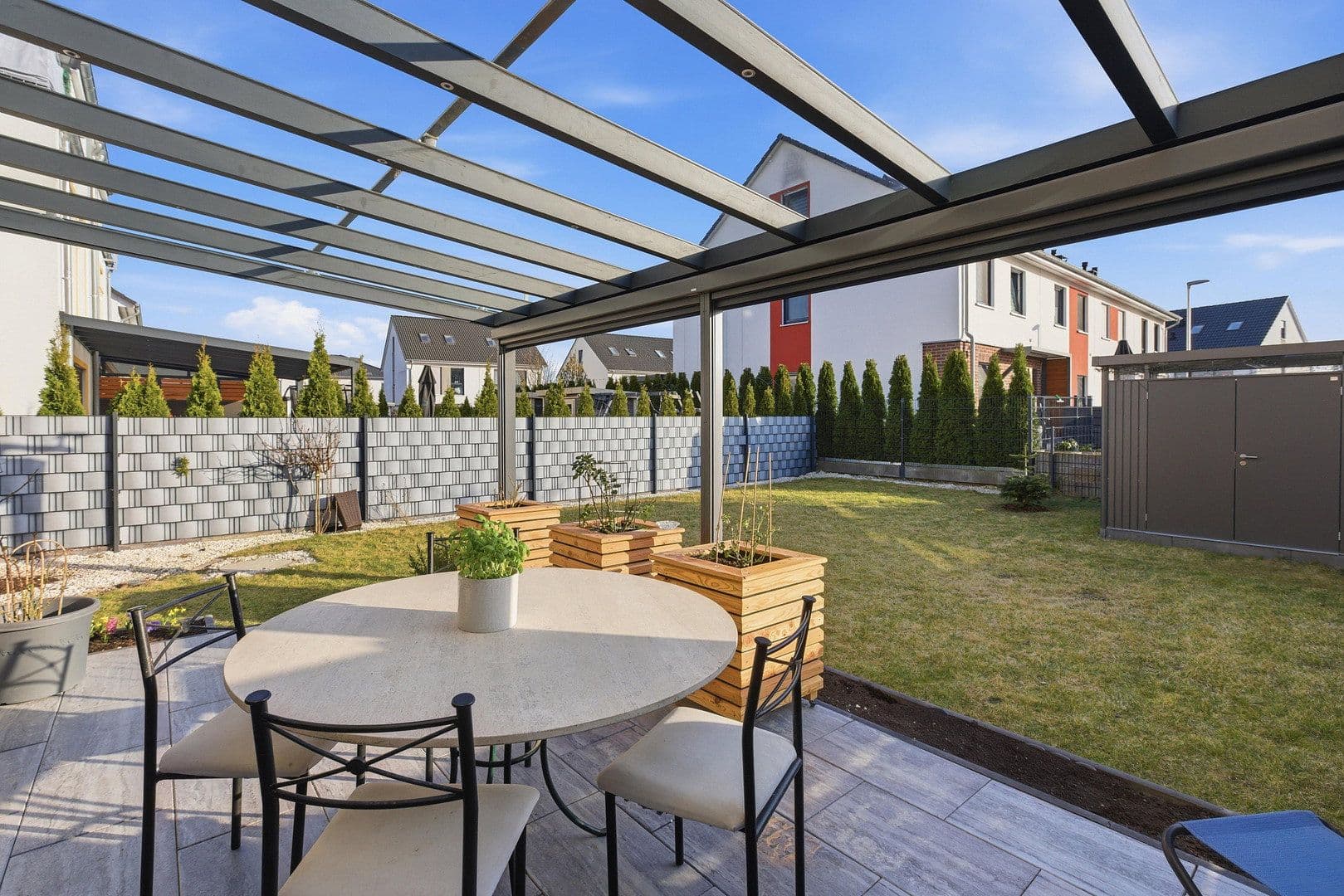 Prenájom domu 148 m², pozemek 262 m², Schulzendorf, Brandenbursko Prenájom domu 148 m², pozemek 262 m², Schulzendorf, Brandenbursko