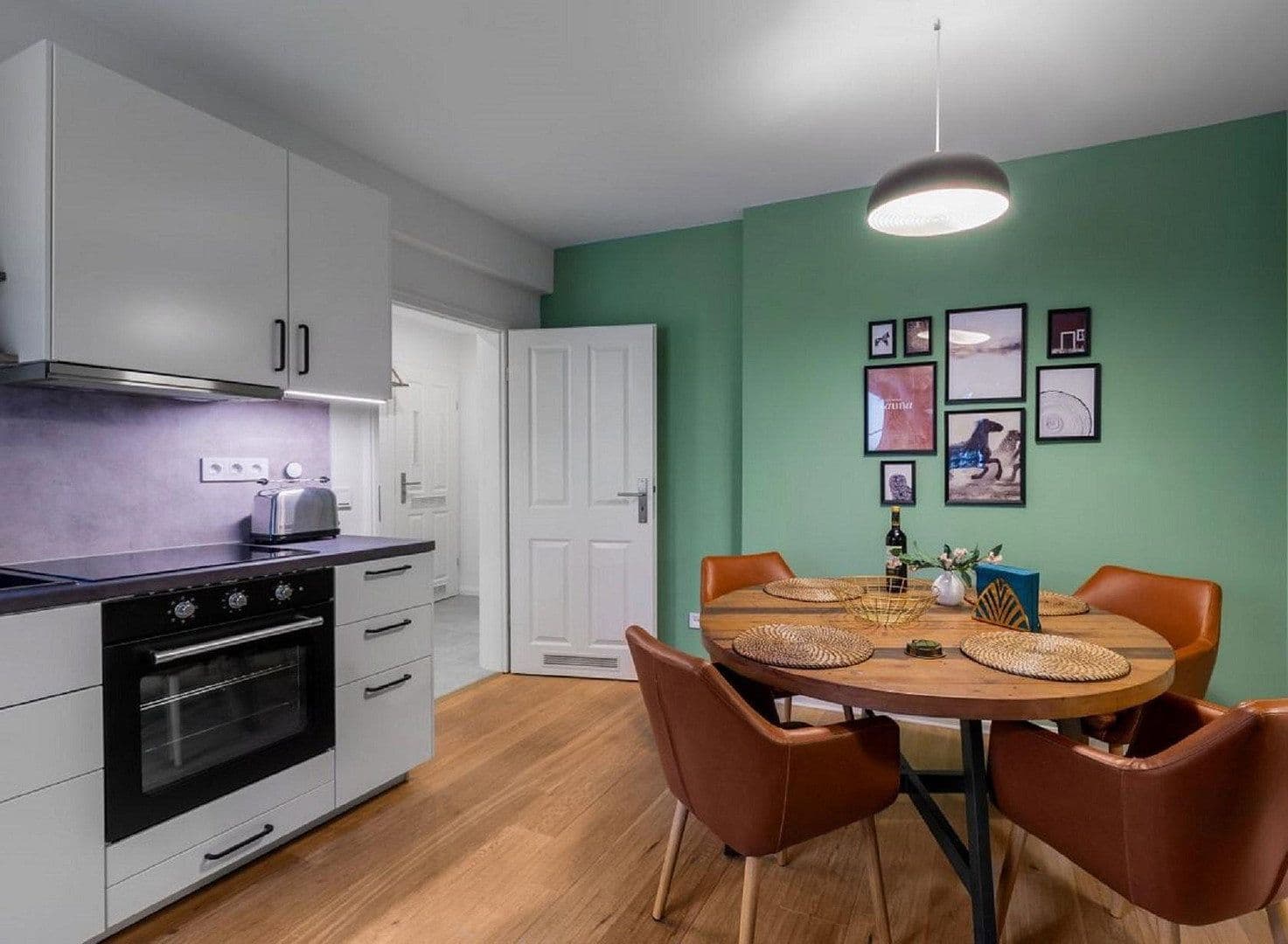 Prenájom bytu 2-izbový 55 m², Lintgasse 18a, Köln, Severné Porýnie - Westfálsko Prenájom bytu 2-izbový 55 m², Lintgasse 18a, Köln, Severné Porýnie - Westfálsko