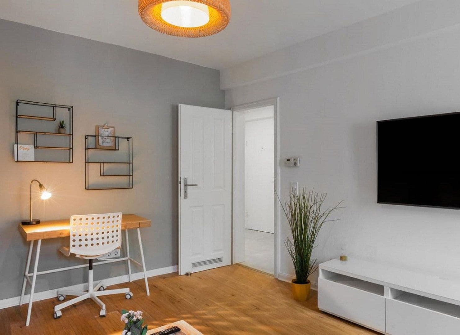 Prenájom bytu 2-izbový 55 m², Lintgasse 18a, Köln, Severné Porýnie - Westfálsko Prenájom bytu 2-izbový 55 m², Lintgasse 18a, Köln, Severné Porýnie - Westfálsko