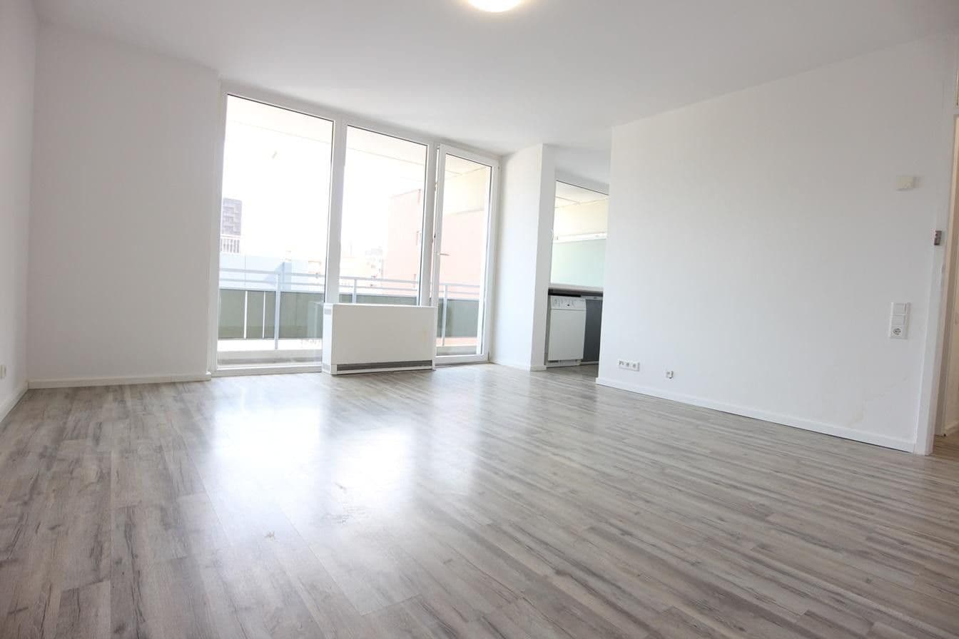 Prenájom bytu 1-izbový 37 m², Florastraße 7, Neuss, Severné Porýnie - Westfálsko Prenájom bytu 1-izbový 37 m², Florastraße 7, Neuss, Severné Porýnie - Westfálsko