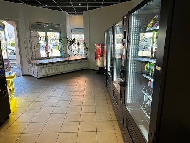 Prenájom nebytového priestoru 50 m², Obersulm, Bádensko-Wurttembersko Prenájom nebytového priestoru 50 m², Obersulm, Bádensko-Wurttembersko