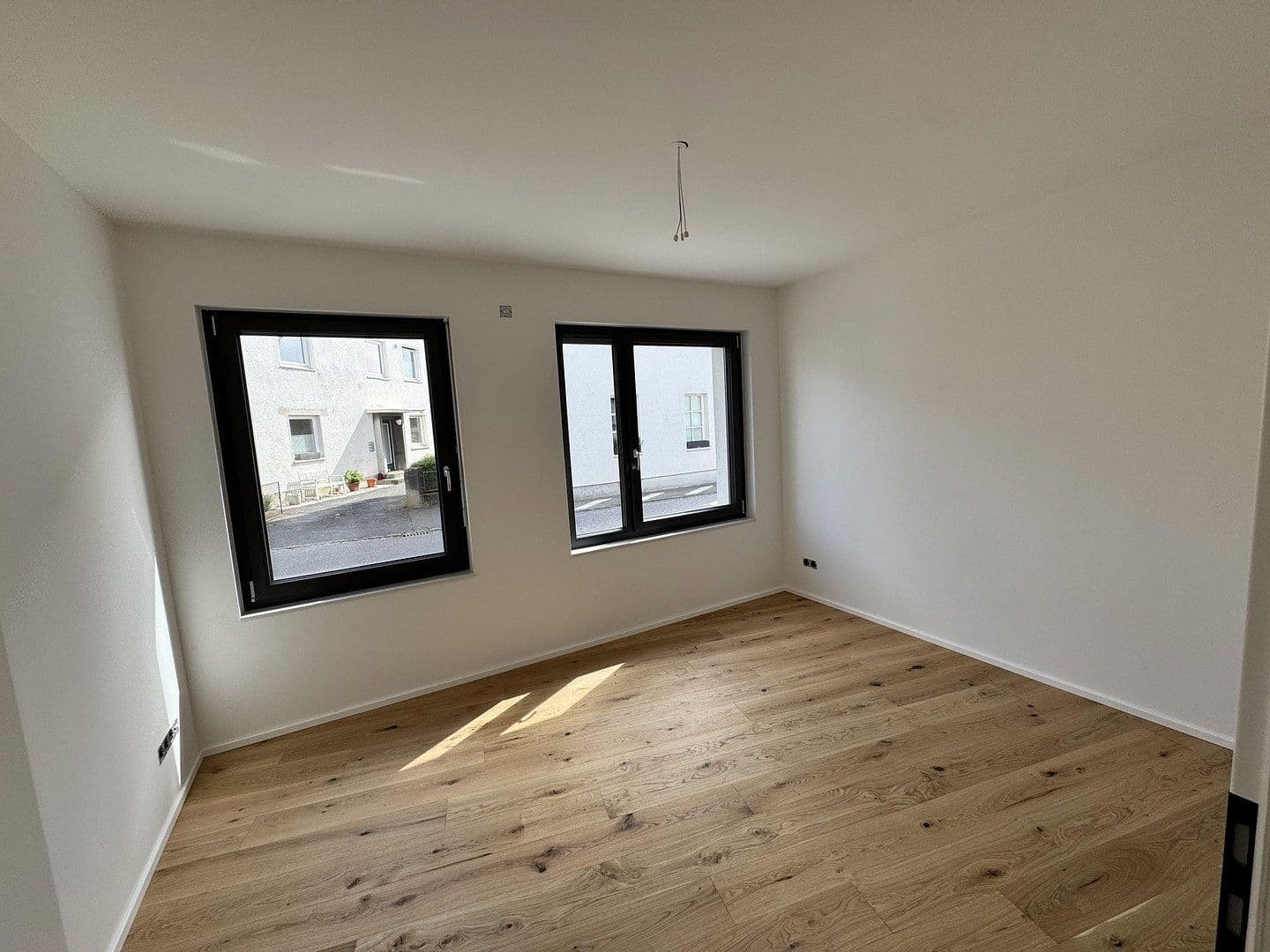 Prenájom bytu 3-izbový 75 m², Waldburgstr., Bonn, Severné Porýnie - Westfálsko Prenájom bytu 3-izbový 75 m², Waldburgstr., Bonn, Severné Porýnie - Westfálsko