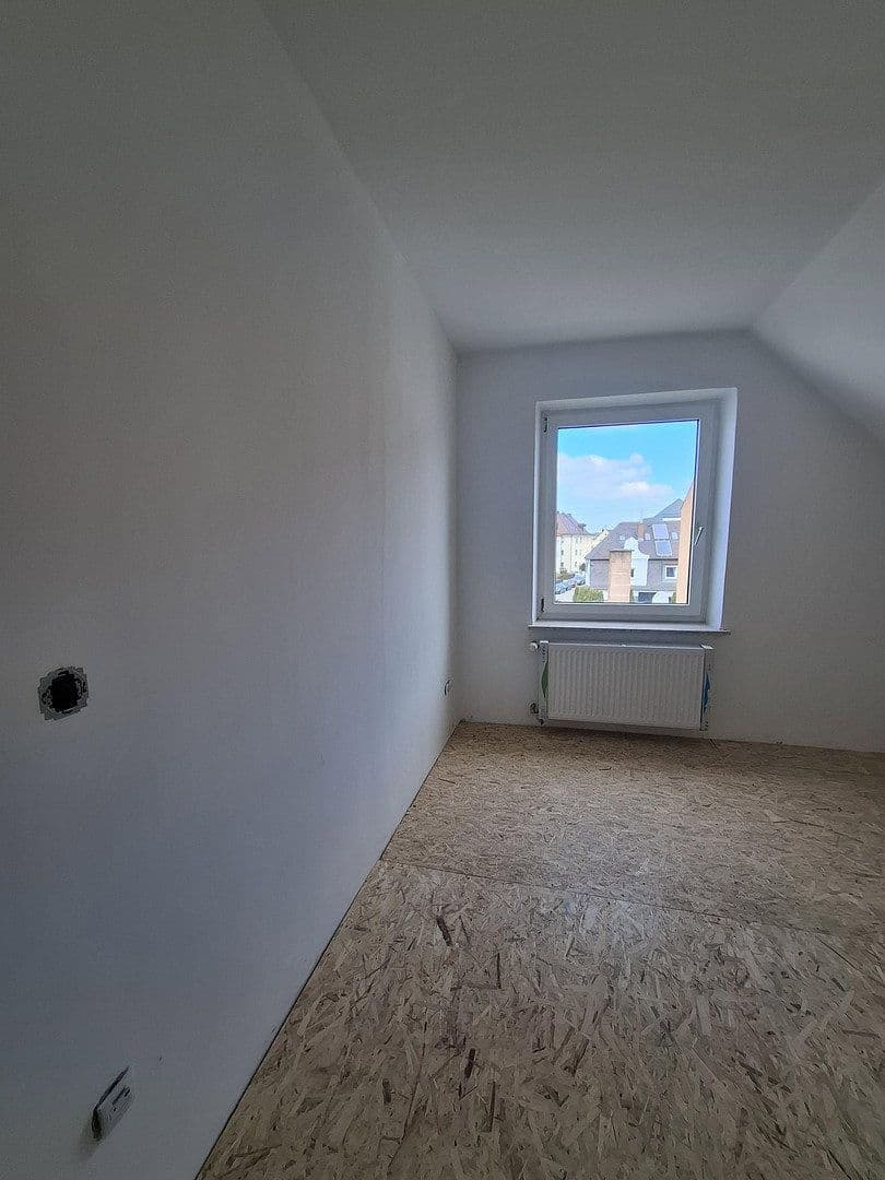 Prenájom domu 380 m², pozemek 375 m², Augsburg, Bavorsko Prenájom domu 380 m², pozemek 375 m², Augsburg, Bavorsko