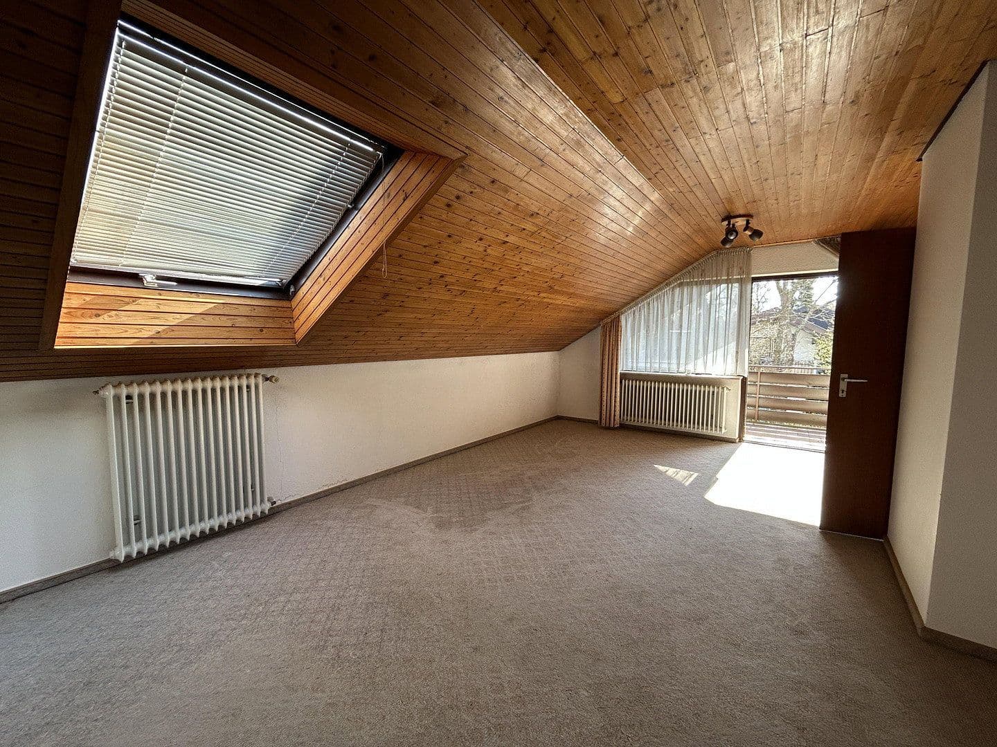 Predaj domu 266 m², pozemek 1.039 m², Herbrechtingen, Bádensko-Wurttembersko Predaj domu 266 m², pozemek 1.039 m², Herbrechtingen, Bádensko-Wurttembersko