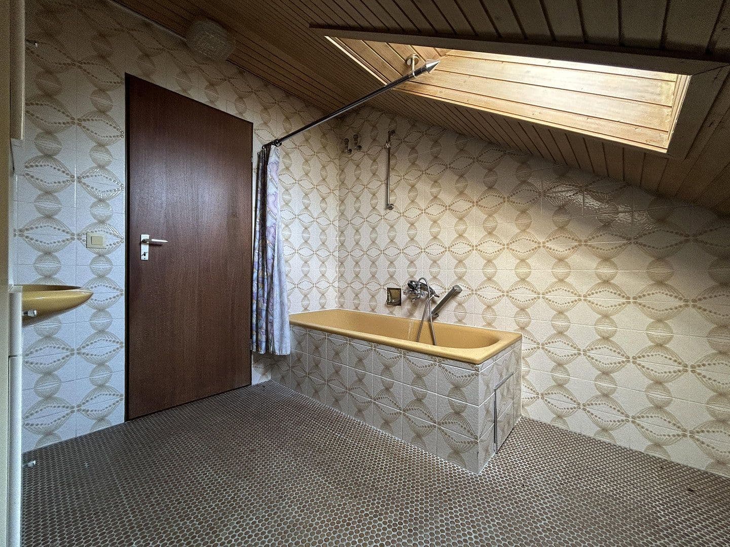 Predaj domu 266 m², pozemek 1.039 m², Herbrechtingen, Bádensko-Wurttembersko Predaj domu 266 m², pozemek 1.039 m², Herbrechtingen, Bádensko-Wurttembersko
