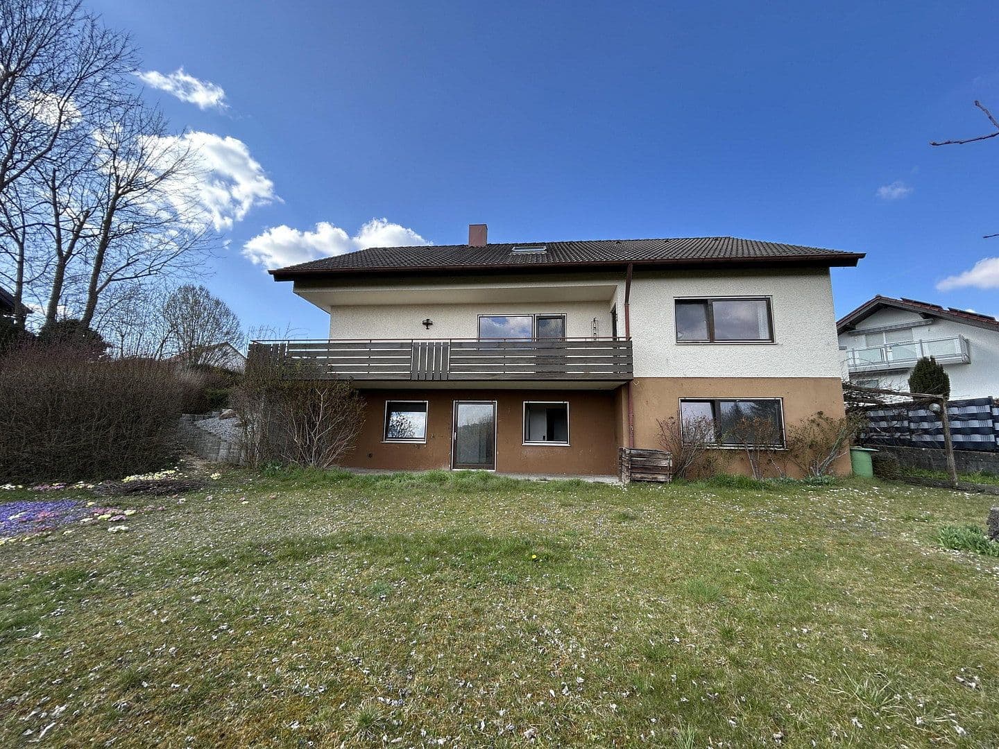 Predaj domu 266 m², pozemek 1.039 m², Herbrechtingen, Bádensko-Wurttembersko Predaj domu 266 m², pozemek 1.039 m², Herbrechtingen, Bádensko-Wurttembersko