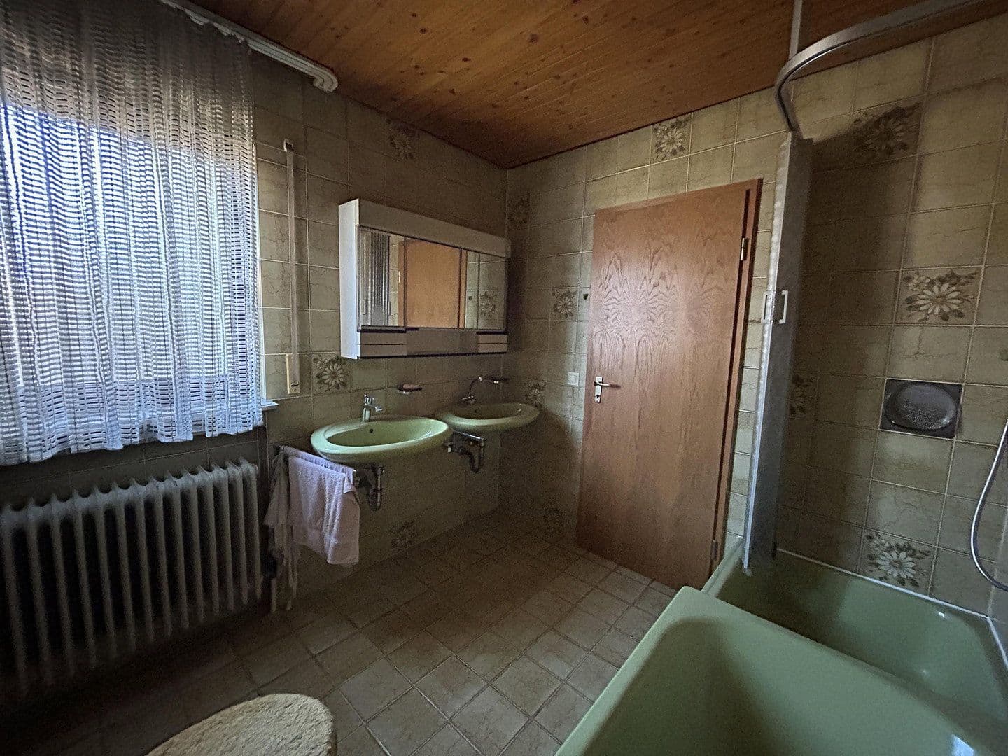Predaj domu 266 m², pozemek 1.039 m², Herbrechtingen, Bádensko-Wurttembersko Predaj domu 266 m², pozemek 1.039 m², Herbrechtingen, Bádensko-Wurttembersko