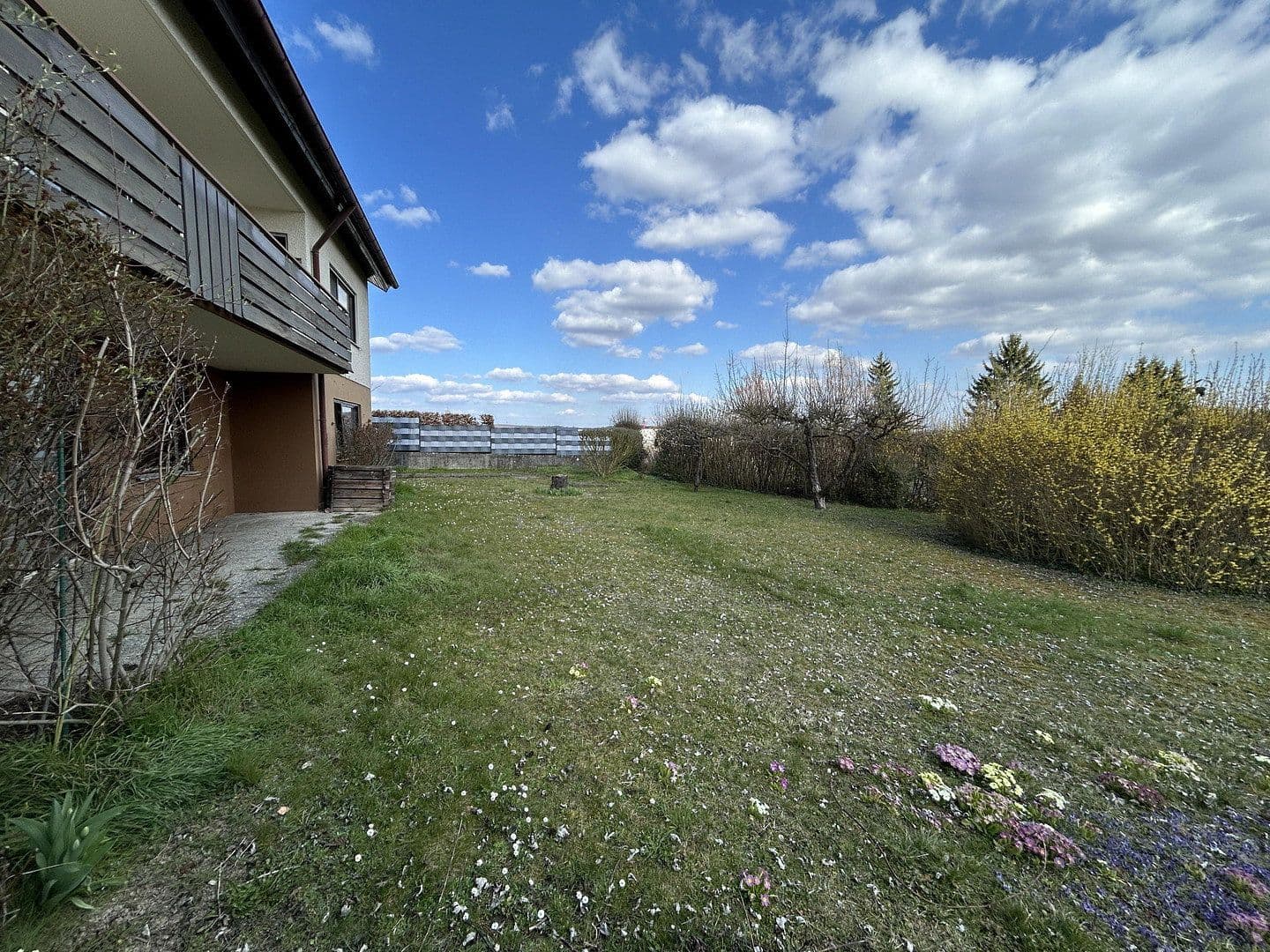 Predaj domu 266 m², pozemek 1.039 m², Herbrechtingen, Bádensko-Wurttembersko Predaj domu 266 m², pozemek 1.039 m², Herbrechtingen, Bádensko-Wurttembersko