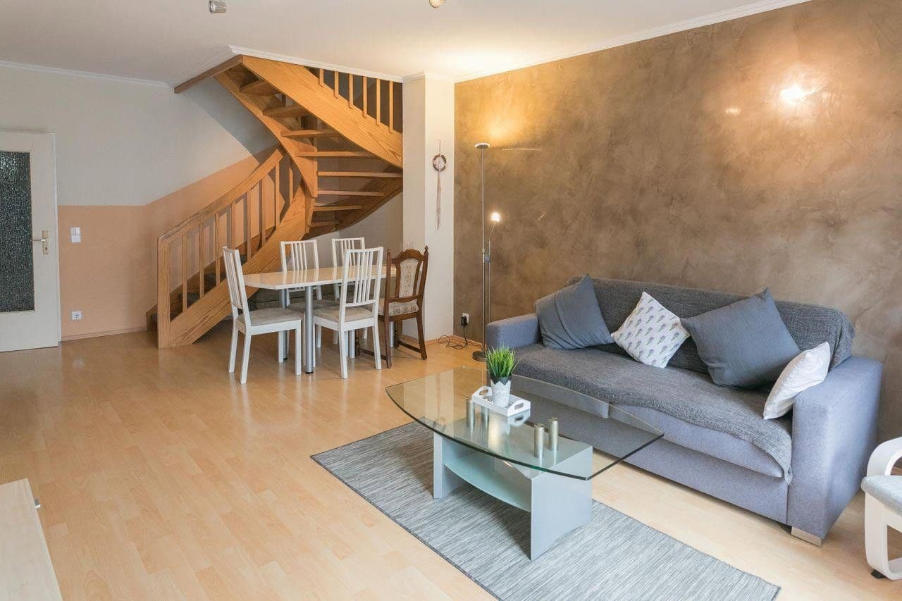 Prenájom bytu 3-izbový 90 m², Kirchenweg 8, Hamburg, Hamburg Prenájom bytu 3-izbový 90 m², Kirchenweg 8, Hamburg, Hamburg