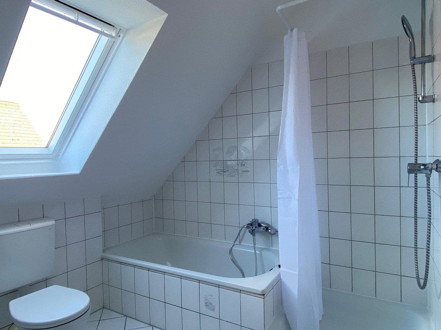 Prenájom domu 100 m², pozemek 360 m², Twistringen, Dolné Sasko Prenájom domu 100 m², pozemek 360 m², Twistringen, Dolné Sasko