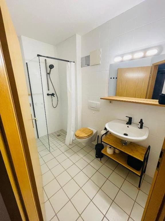 Prenájom bytu 1-izbový 34 m², Hohenzollernstraße 83A, Pforzheim, Bádensko-Wurttembersko Prenájom bytu 1-izbový 34 m², Hohenzollernstraße 83A, Pforzheim, Bádensko-Wurttembersko