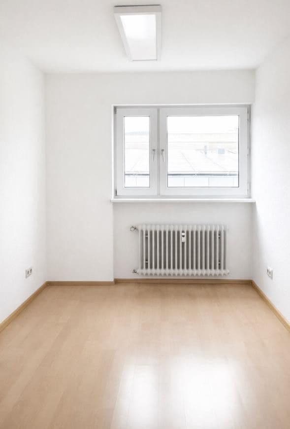 Prenájom kancelárie 105 m², Waldshut-Tiengen, Bádensko-Wurttembersko Prenájom kancelárie 105 m², Waldshut-Tiengen, Bádensko-Wurttembersko