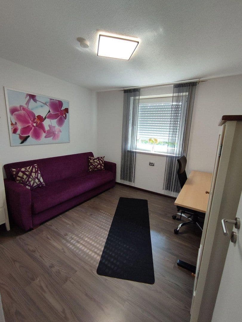 Prenájom bytu 3-izbový 67 m², Königsberger Straße 13, Böblingen, Bádensko-Wurttembersko Prenájom bytu 3-izbový 67 m², Königsberger Straße 13, Böblingen, Bádensko-Wurttembersko