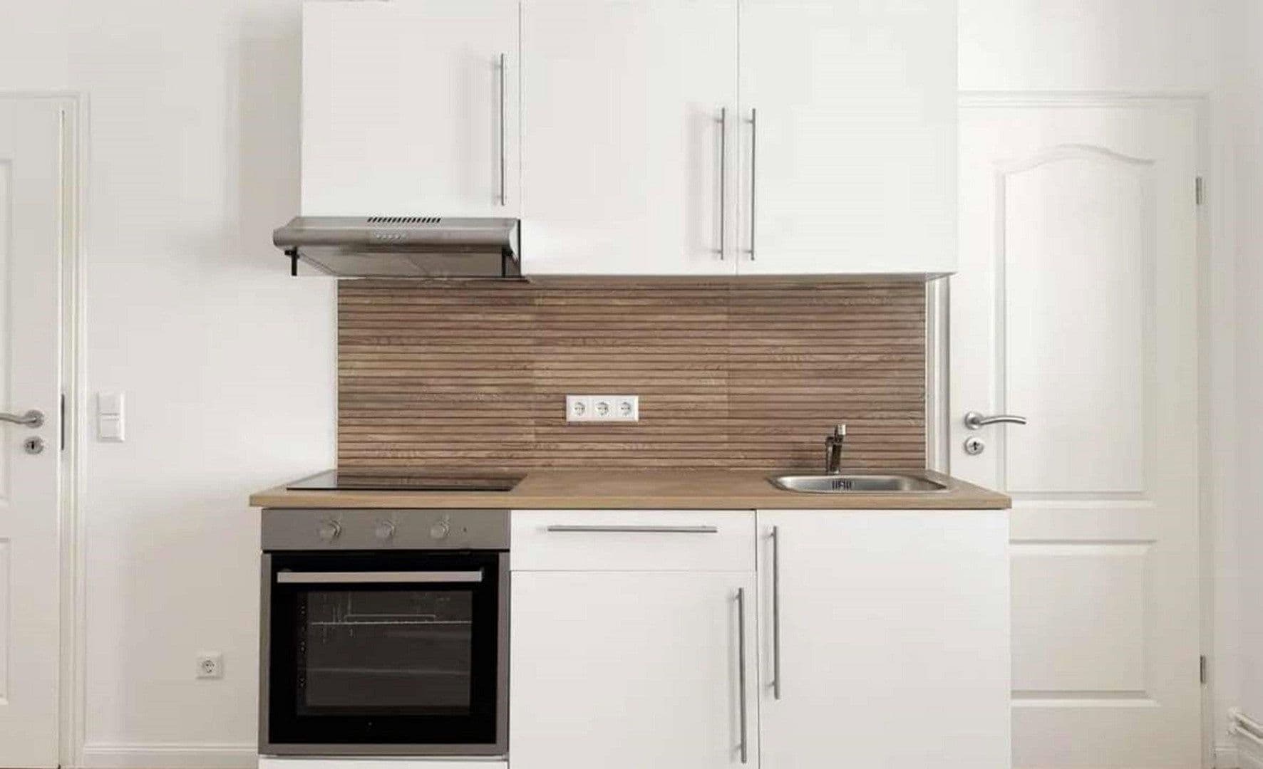 Prenájom bytu 1-izbový 44 m², Markgrafenstraße 9, Berlin, Berlín Prenájom bytu 1-izbový 44 m², Markgrafenstraße 9, Berlin, Berlín