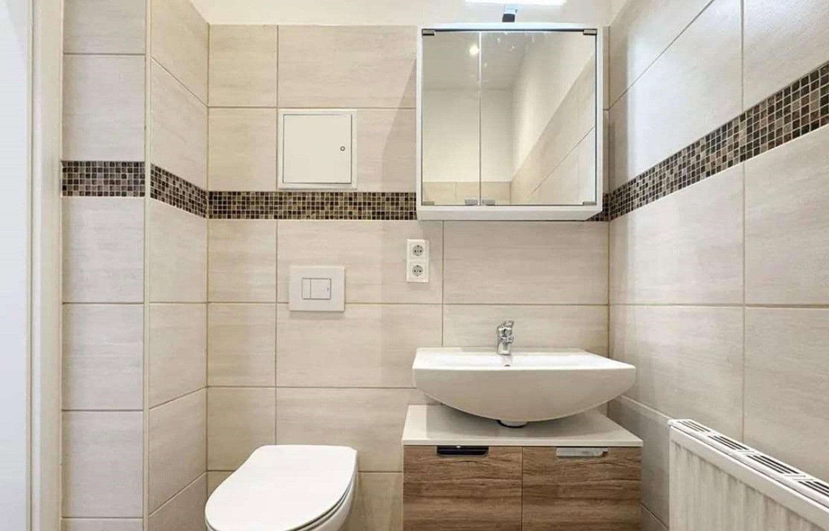 Prenájom bytu 1-izbový 44 m², Markgrafenstraße 9, Berlin, Berlín Prenájom bytu 1-izbový 44 m², Markgrafenstraße 9, Berlin, Berlín