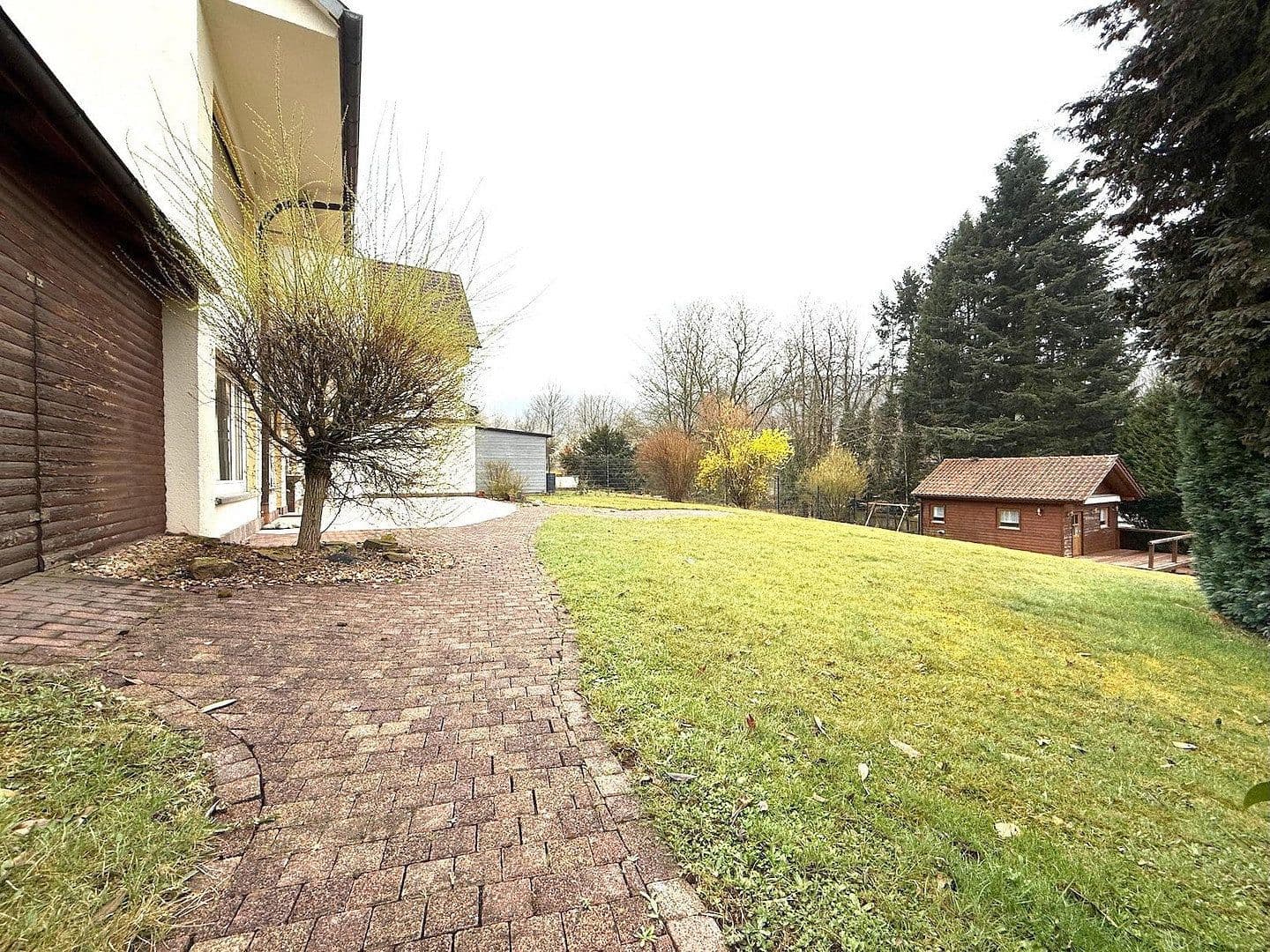 Prenájom bytu 4-izbový 111 m², Villbacher Str. 44, Bad Orb, Hesensko Prenájom bytu 4-izbový 111 m², Villbacher Str. 44, Bad Orb, Hesensko