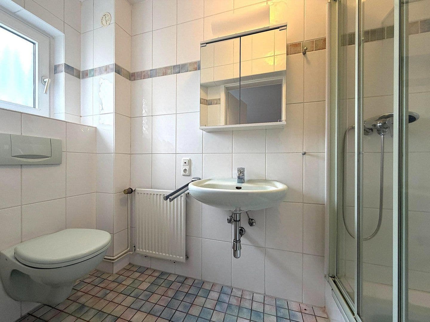 Prenájom bytu 4-izbový 111 m², Villbacher Str. 44, Bad Orb, Hesensko Prenájom bytu 4-izbový 111 m², Villbacher Str. 44, Bad Orb, Hesensko