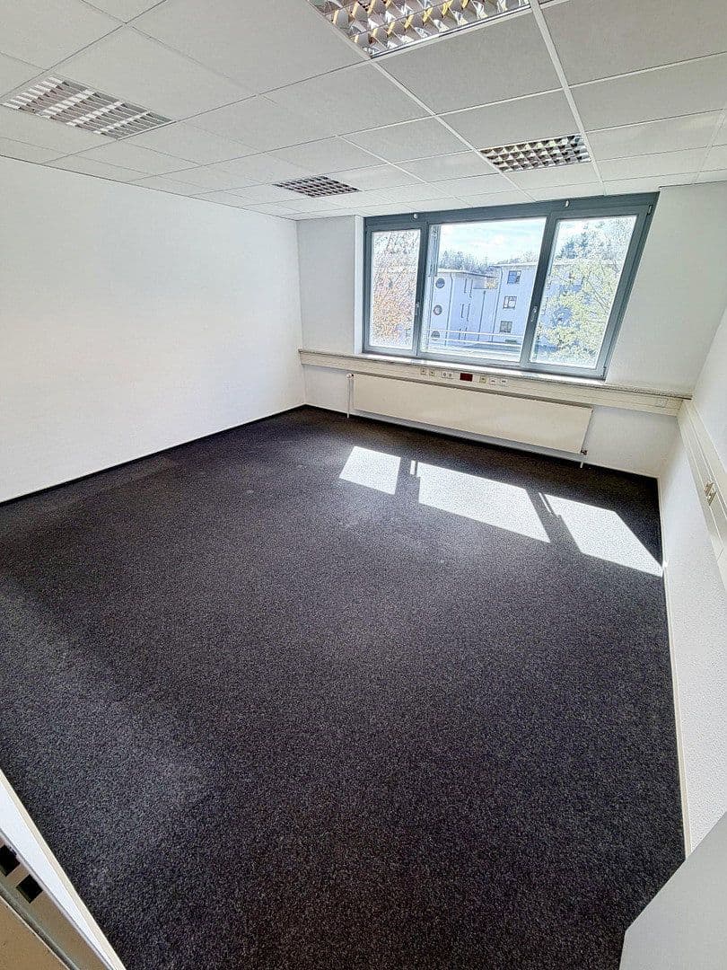 Prenájom kancelárie 140 m², Detmolder Str. 596, Bielefeld, Severné Porýnie - Westfálsko Prenájom kancelárie 140 m², Detmolder Str. 596, Bielefeld, Severné Porýnie - Westfálsko