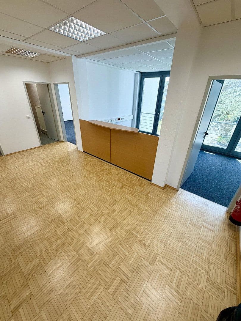 Prenájom kancelárie 140 m², Detmolder Str. 596, Bielefeld, Severné Porýnie - Westfálsko Prenájom kancelárie 140 m², Detmolder Str. 596, Bielefeld, Severné Porýnie - Westfálsko