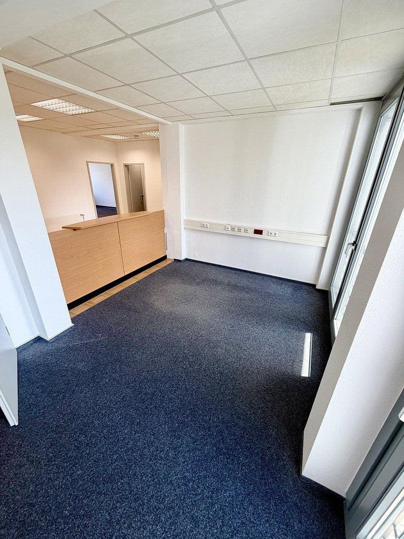 Prenájom kancelárie 140 m², Detmolder Str. 596, Bielefeld, Severné Porýnie - Westfálsko Prenájom kancelárie 140 m², Detmolder Str. 596, Bielefeld, Severné Porýnie - Westfálsko