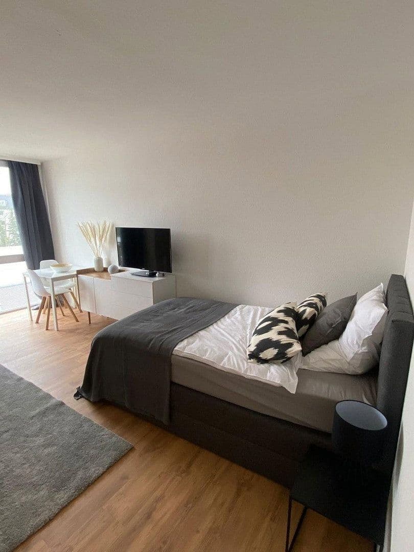 Prenájom bytu 1-izbový 30 m², Kuthsweg 31, Düsseldorf, Severné Porýnie - Westfálsko Prenájom bytu 1-izbový 30 m², Kuthsweg 31, Düsseldorf, Severné Porýnie - Westfálsko