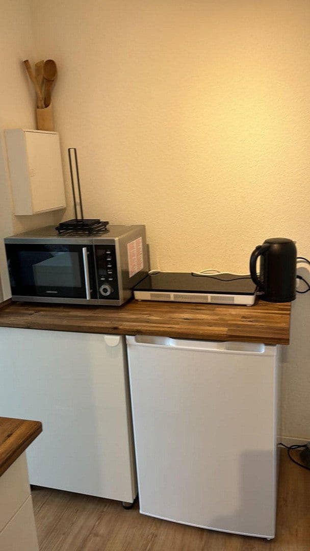 Prenájom bytu 1-izbový 30 m², Kuthsweg 31, Düsseldorf, Severné Porýnie - Westfálsko Prenájom bytu 1-izbový 30 m², Kuthsweg 31, Düsseldorf, Severné Porýnie - Westfálsko