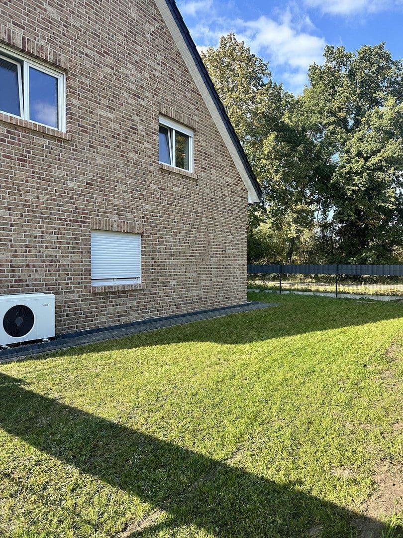 Predaj domu 125 m², pozemek 330 m², Bleckede, Dolné Sasko Predaj domu 125 m², pozemek 330 m², Bleckede, Dolné Sasko