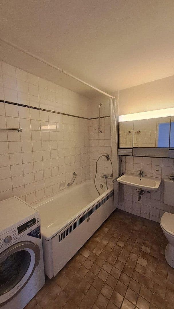 Predaj bytu 4-izbový 96 m², Erlenweg 2, Tübingen, Bádensko-Wurttembersko Predaj bytu 4-izbový 96 m², Erlenweg 2, Tübingen, Bádensko-Wurttembersko