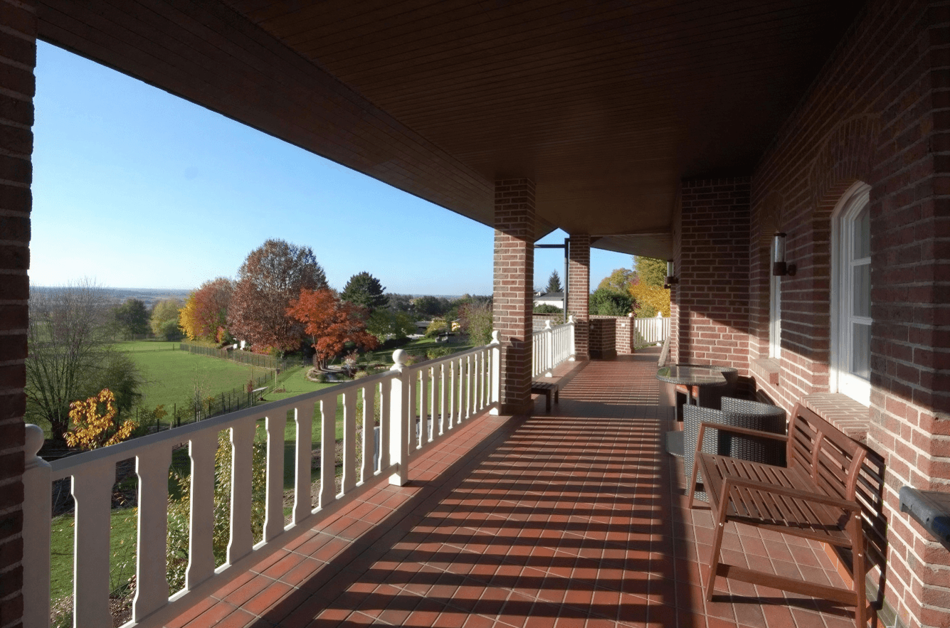 Predaj domu 378 m², pozemek 2.174 m², Nettetal, Severné Porýnie - Westfálsko Predaj domu 378 m², pozemek 2.174 m², Nettetal, Severné Porýnie - Westfálsko