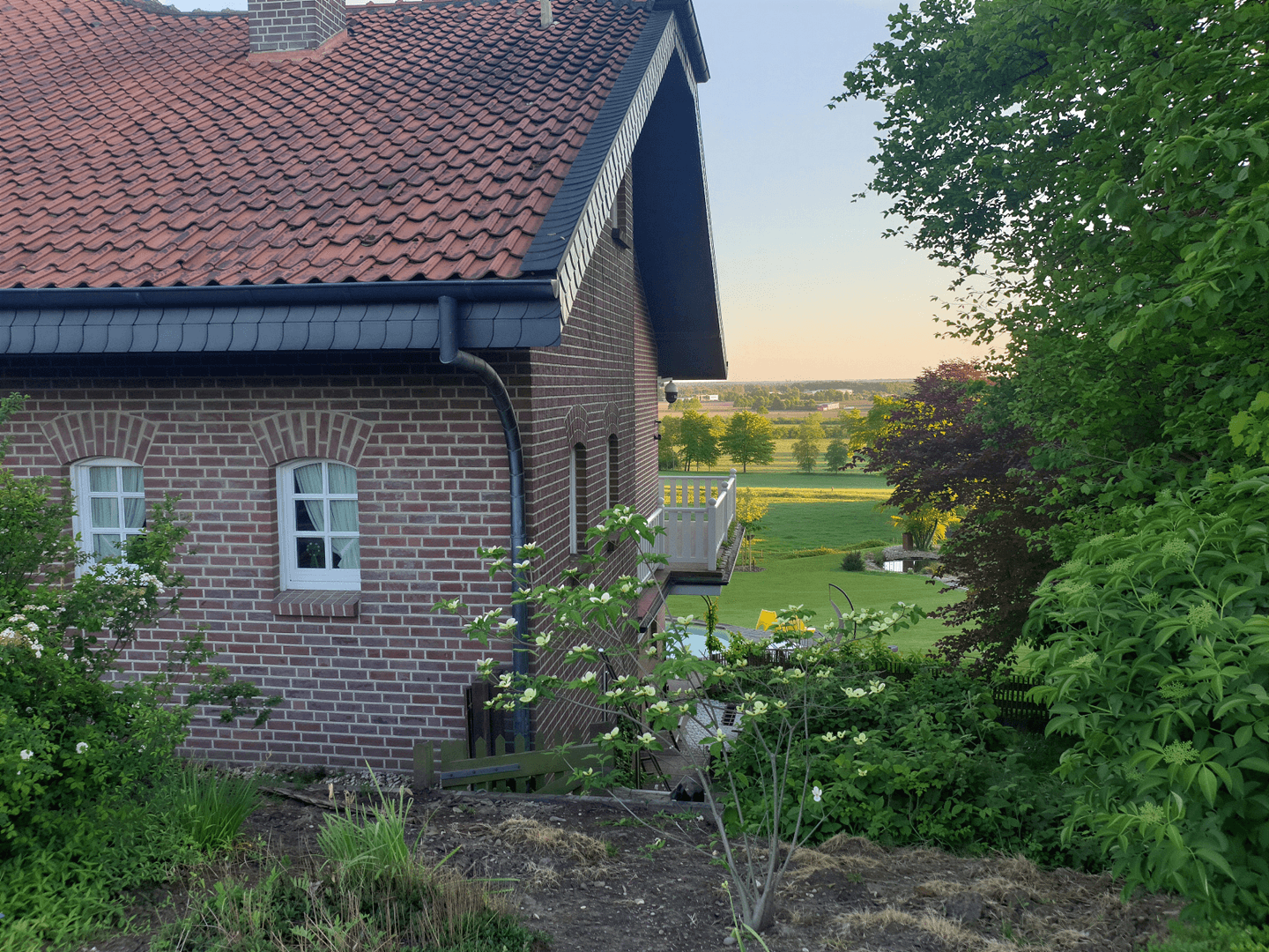 Predaj domu 378 m², pozemek 2.174 m², Nettetal, Severné Porýnie - Westfálsko Predaj domu 378 m², pozemek 2.174 m², Nettetal, Severné Porýnie - Westfálsko