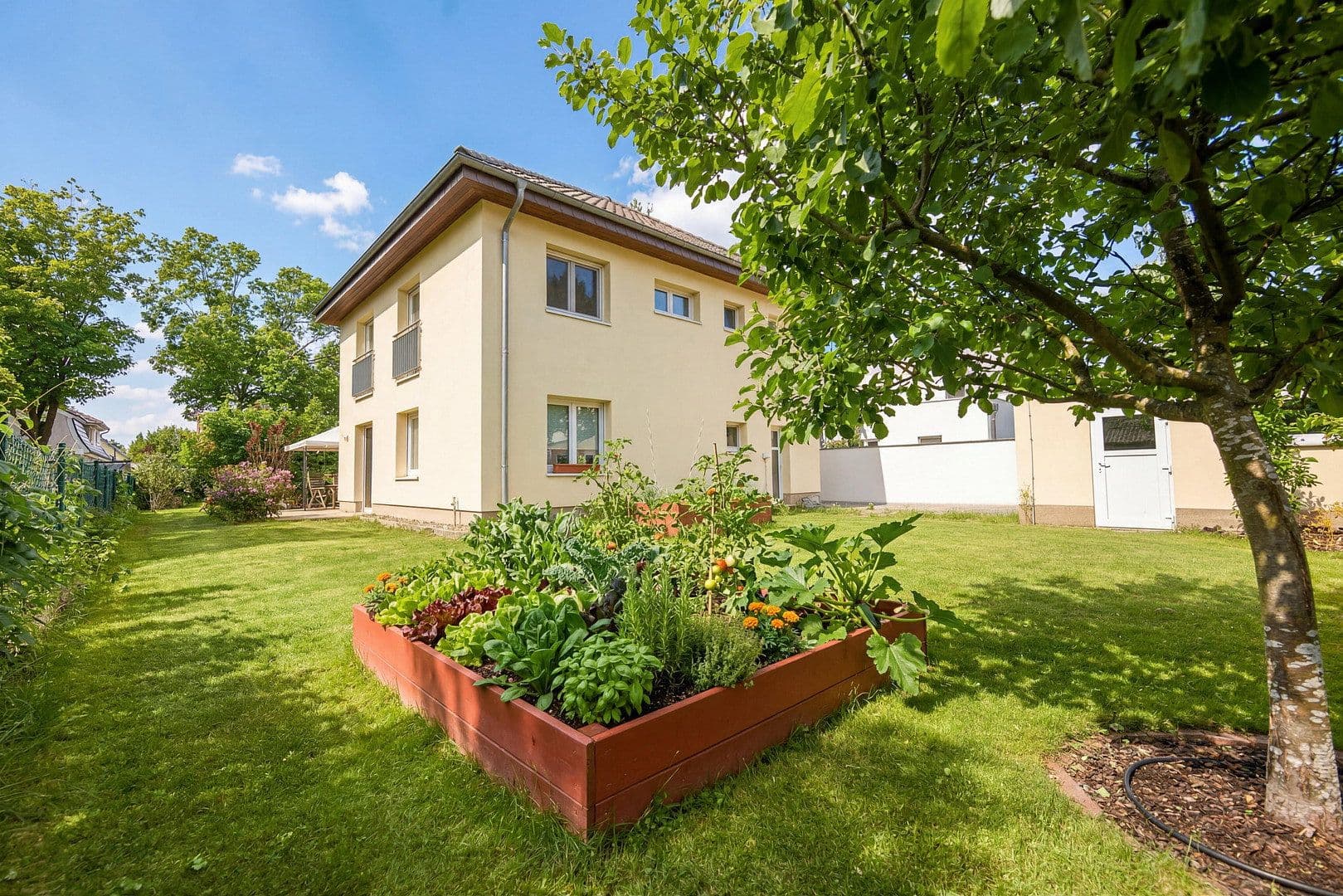 Predaj domu 157 m², pozemek 689 m², Teltow, Brandenbursko Predaj domu 157 m², pozemek 689 m², Teltow, Brandenbursko