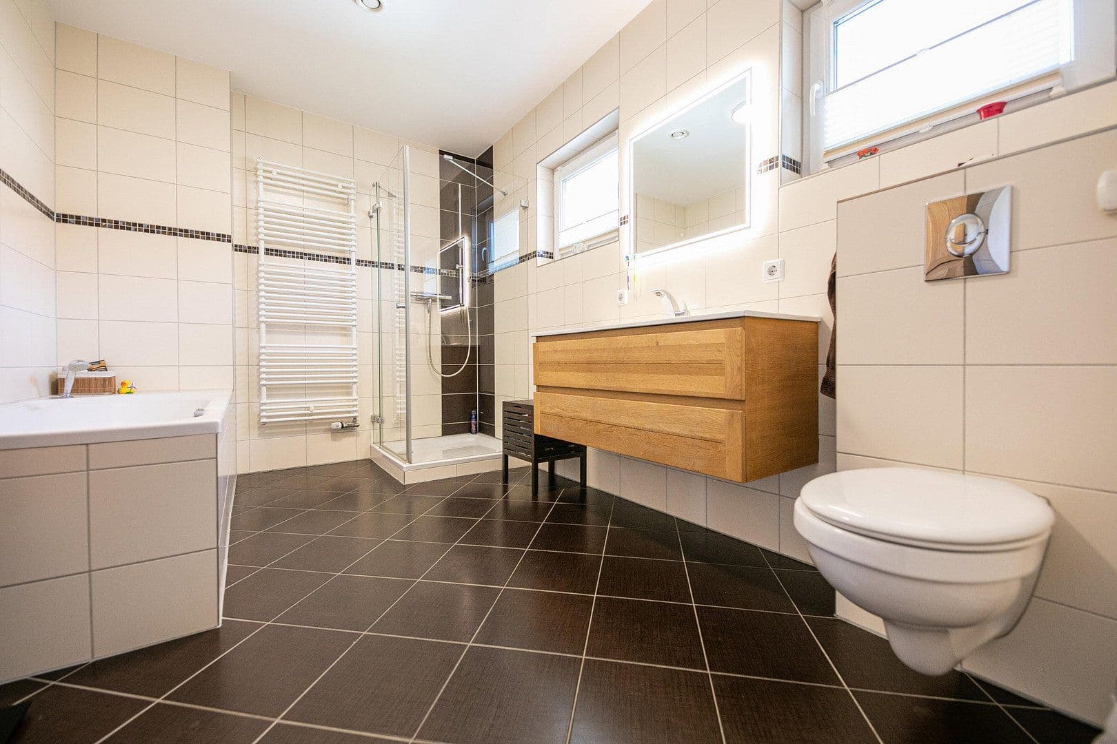 Predaj domu 157 m², pozemek 689 m², Teltow, Brandenbursko Predaj domu 157 m², pozemek 689 m², Teltow, Brandenbursko