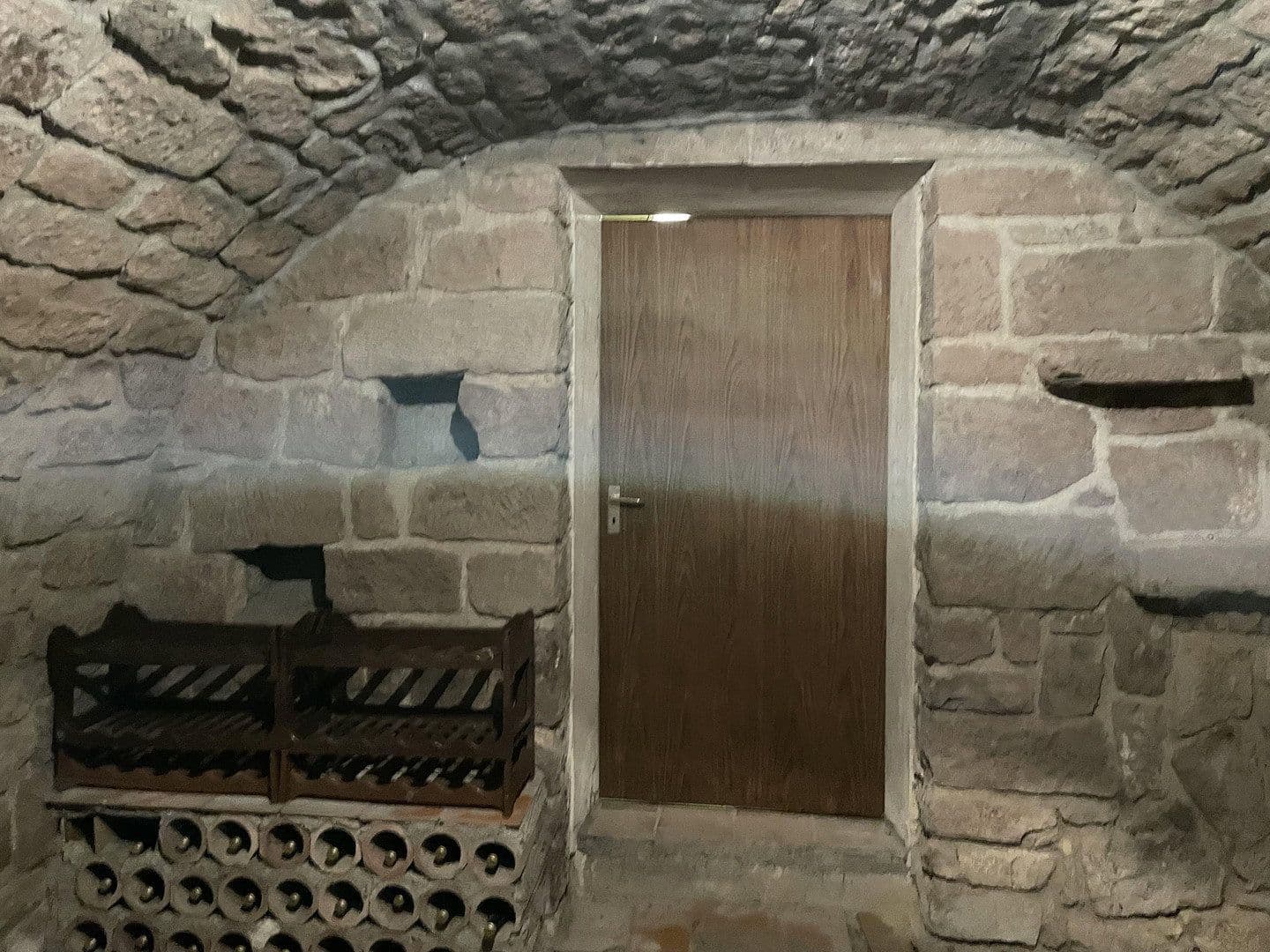 Predaj domu 225 m², pozemek 572 m², Maulbronn, Bádensko-Wurttembersko Predaj domu 225 m², pozemek 572 m², Maulbronn, Bádensko-Wurttembersko