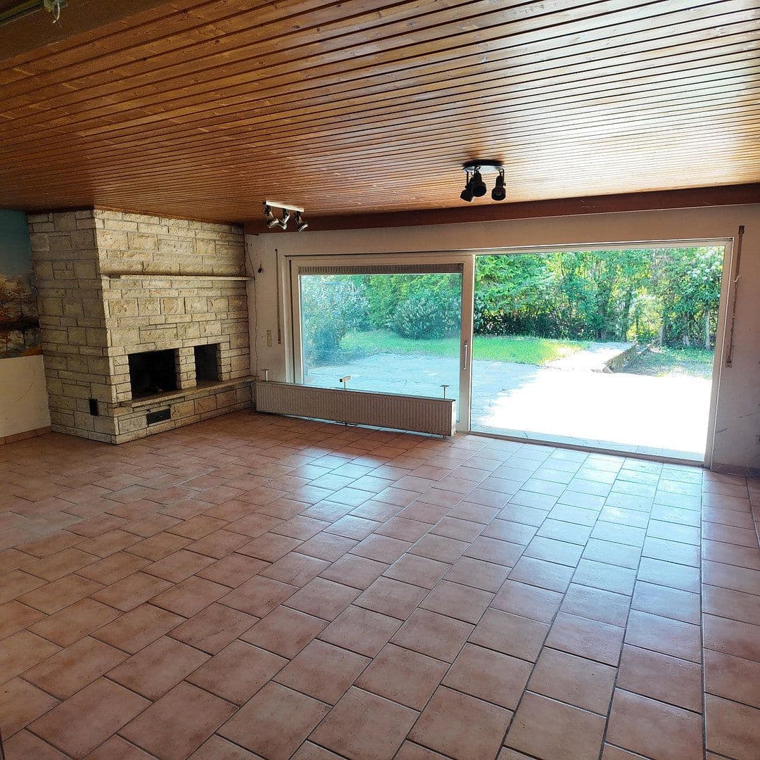 Predaj domu 225 m², pozemek 572 m², Maulbronn, Bádensko-Wurttembersko Predaj domu 225 m², pozemek 572 m², Maulbronn, Bádensko-Wurttembersko