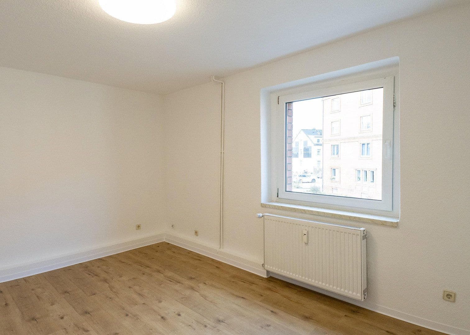 Predaj bytu 4-izbový 77 m², Paradieswiese 9, Neubrandenburg, Meklenbursko-Predpomoransko Predaj bytu 4-izbový 77 m², Paradieswiese 9, Neubrandenburg, Meklenbursko-Predpomoransko