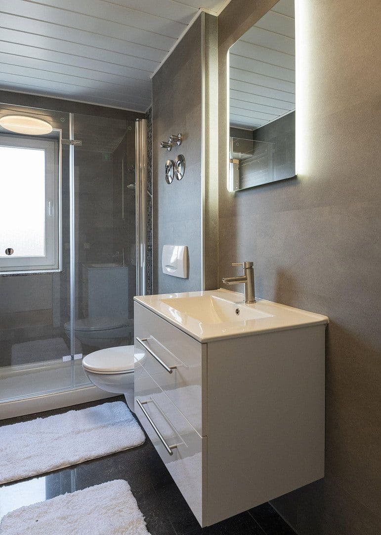 Predaj bytu 4-izbový 77 m², Paradieswiese 9, Neubrandenburg, Meklenbursko-Predpomoransko Predaj bytu 4-izbový 77 m², Paradieswiese 9, Neubrandenburg, Meklenbursko-Predpomoransko