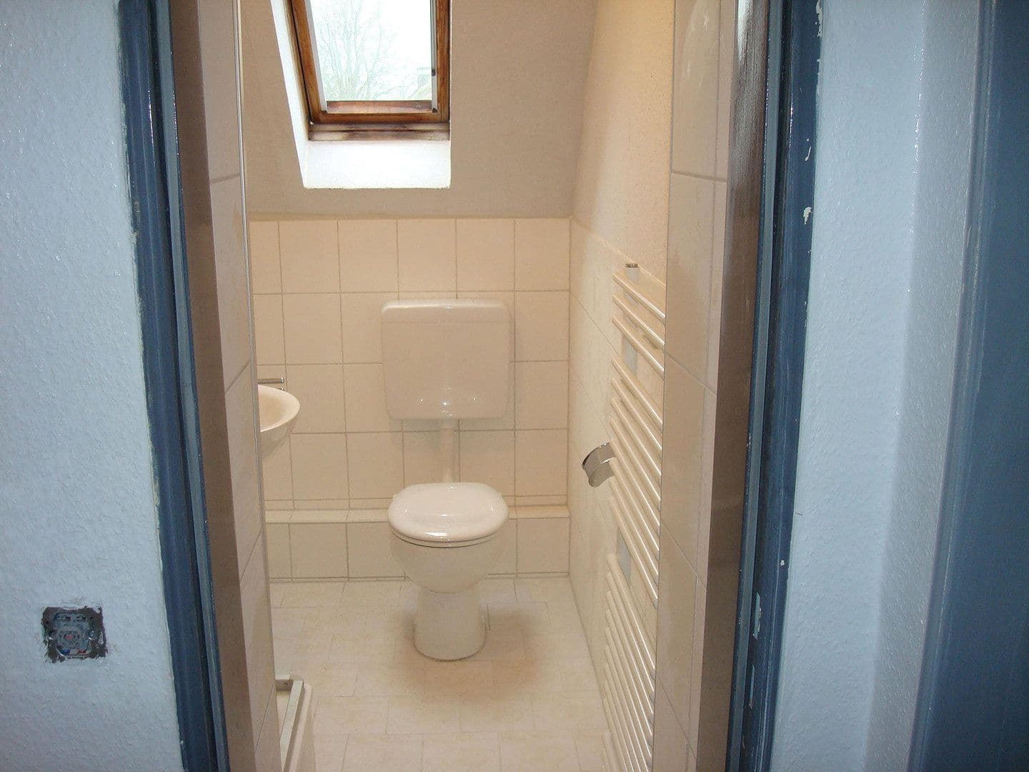 Prenájom bytu 3-izbový 60 m², Ulanenstr. 22, Düsseldorf, Severné Porýnie - Westfálsko Prenájom bytu 3-izbový 60 m², Ulanenstr. 22, Düsseldorf, Severné Porýnie - Westfálsko