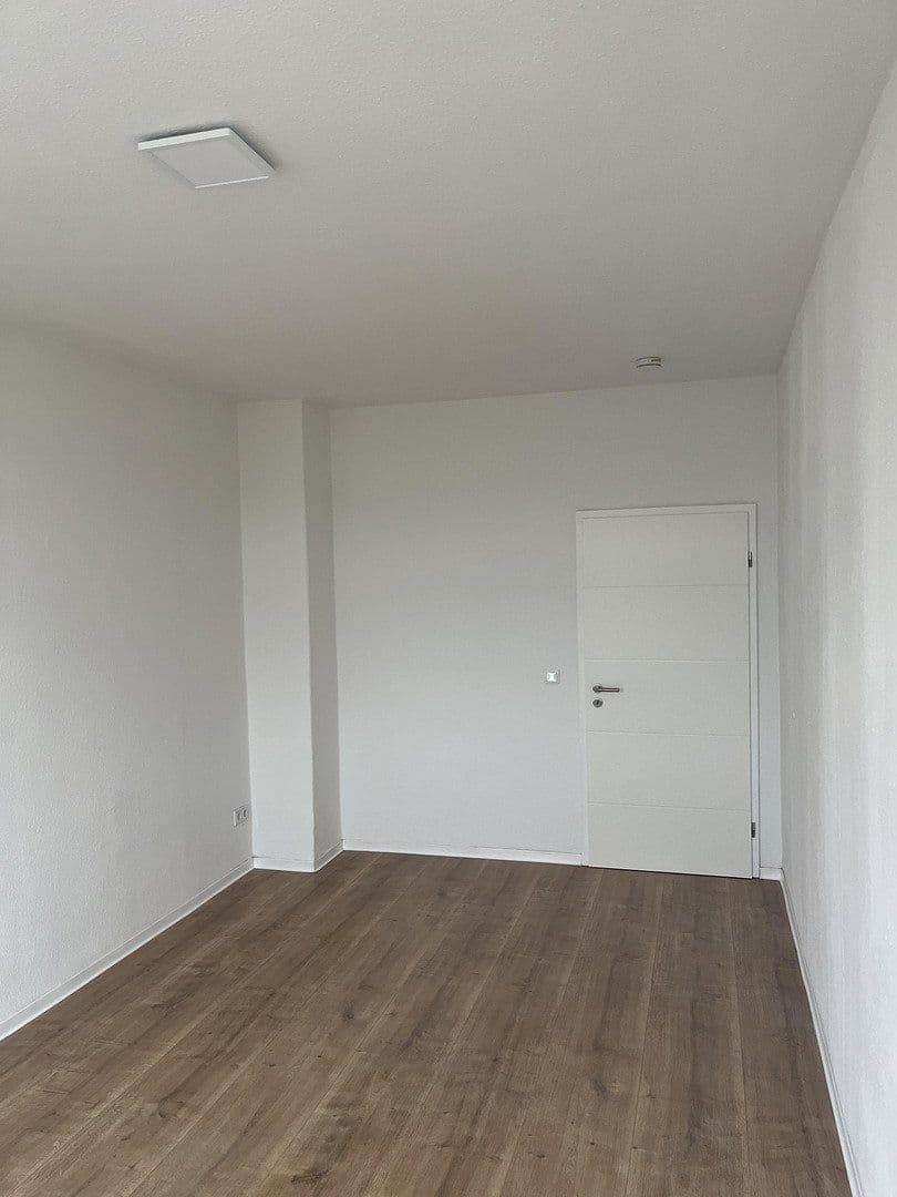 Prenájom bytu 2-izbový 66 m², Gera, Durínsko Prenájom bytu 2-izbový 66 m², Gera, Durínsko