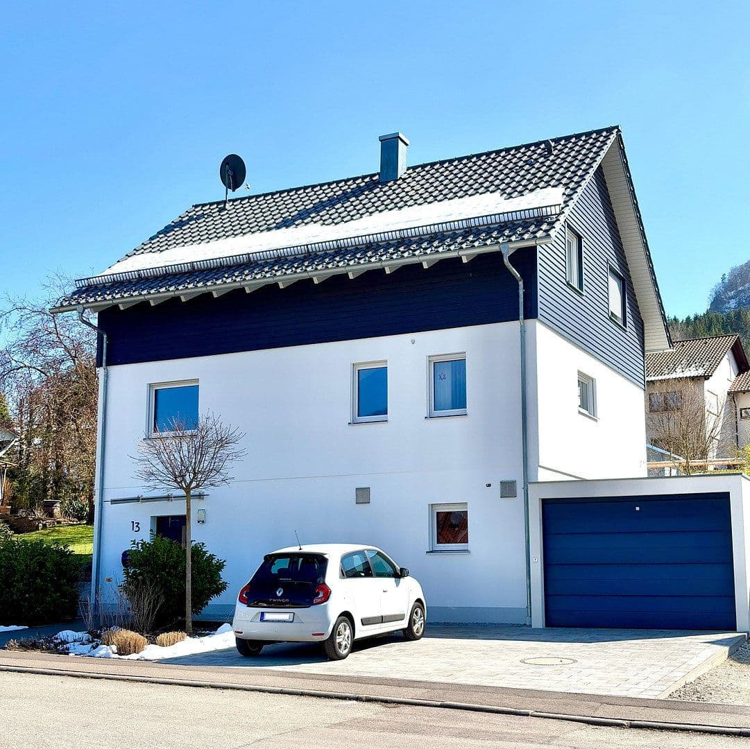 Predaj domu 167 m², pozemek 741 m², Albstadt, Bádensko-Wurttembersko Predaj domu 167 m², pozemek 741 m², Albstadt, Bádensko-Wurttembersko