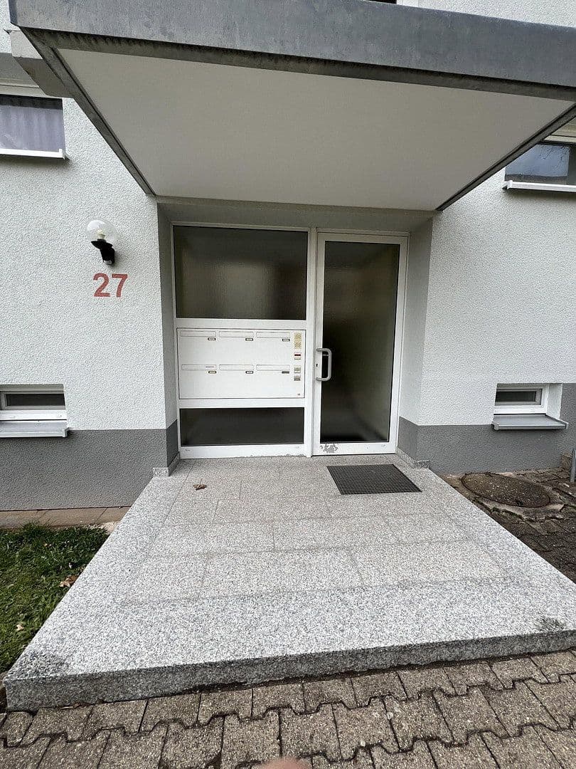 Prenájom bytu 2-izbový 59 m², Uhlandstr. 27, Altensteig, Bádensko-Wurttembersko Prenájom bytu 2-izbový 59 m², Uhlandstr. 27, Altensteig, Bádensko-Wurttembersko