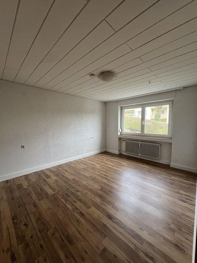 Prenájom bytu 2-izbový 59 m², Uhlandstr. 27, Altensteig, Bádensko-Wurttembersko Prenájom bytu 2-izbový 59 m², Uhlandstr. 27, Altensteig, Bádensko-Wurttembersko