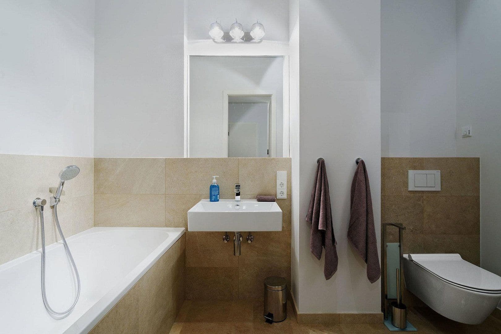 Predaj bytu 3-izbový 87 m², Gervinusstraße 1b, Berlin, Berlín Predaj bytu 3-izbový 87 m², Gervinusstraße 1b, Berlin, Berlín