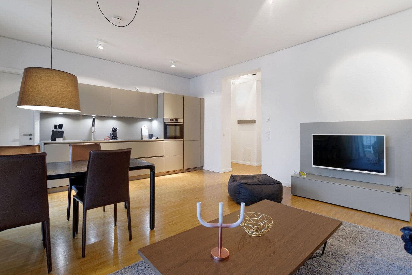 Predaj bytu 3-izbový 87 m², Gervinusstraße 1b, Berlin, Berlín Predaj bytu 3-izbový 87 m², Gervinusstraße 1b, Berlin, Berlín