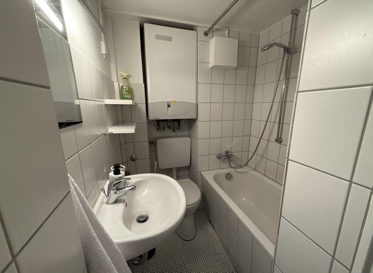 Prenájom bytu 3-izbový 85 m², Schellingstr, Frankfurt, Hesensko Prenájom bytu 3-izbový 85 m², Schellingstr, Frankfurt, Hesensko