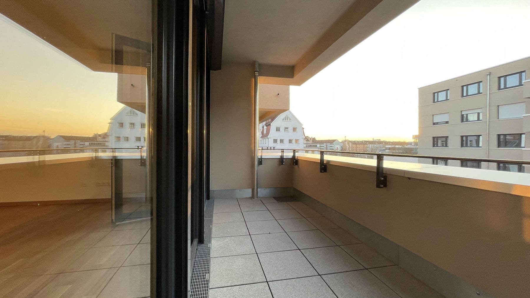 Prenájom bytu 3-izbový 86 m², Nürnberg, Bavorsko Prenájom bytu 3-izbový 86 m², Nürnberg, Bavorsko