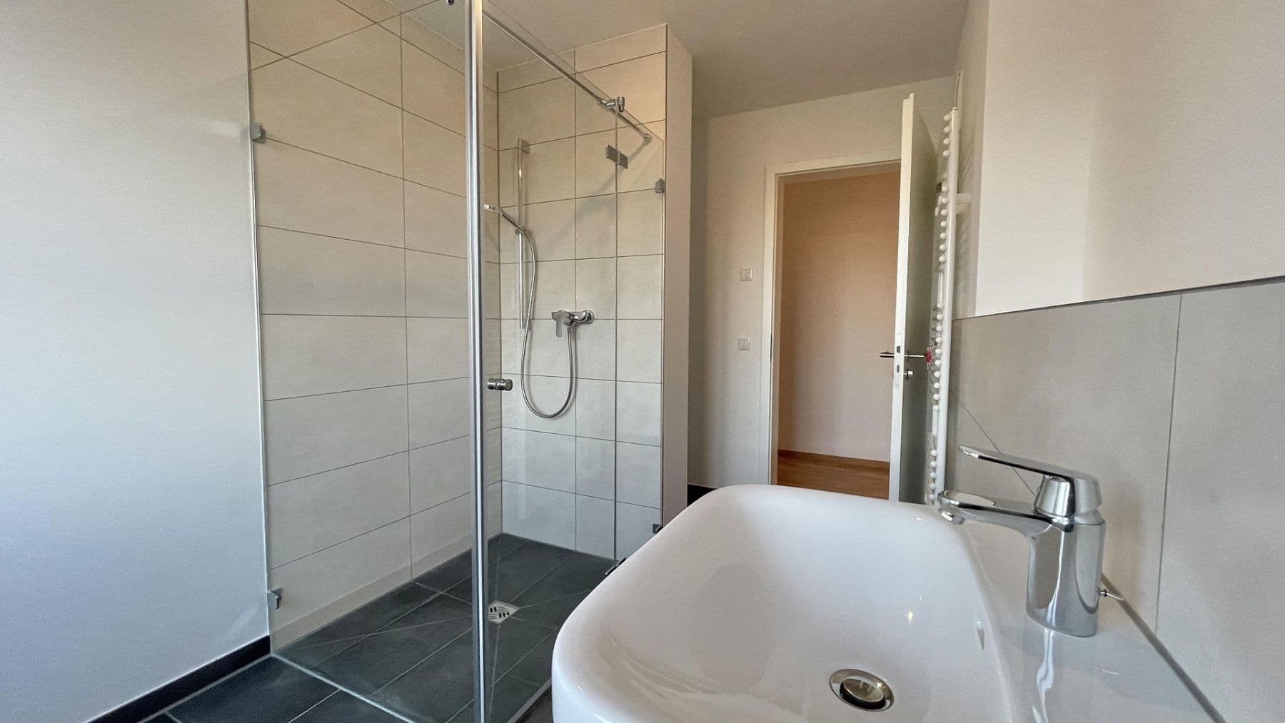 Prenájom bytu 3-izbový 86 m², Nürnberg, Bavorsko Prenájom bytu 3-izbový 86 m², Nürnberg, Bavorsko